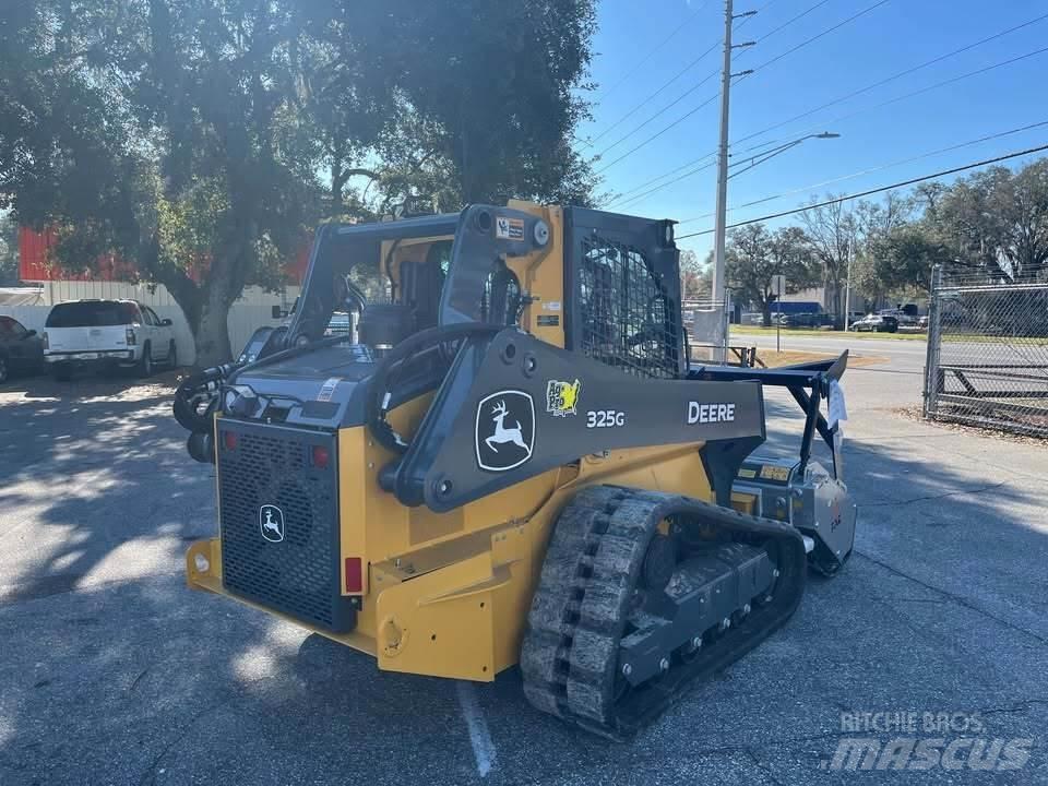 John Deere 325G Малые погрузчики