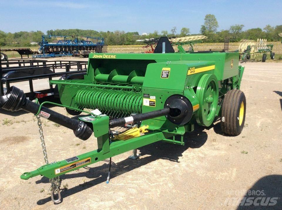 John Deere 348 Тюковые пресс-подборщики