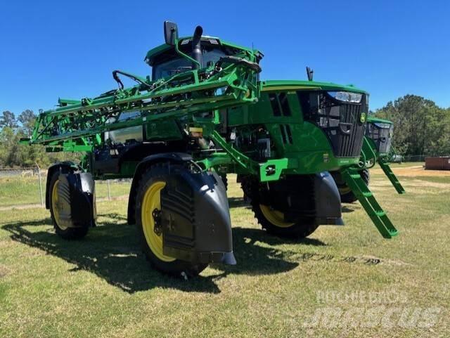 John Deere 408R Прицепные опрыскиватели