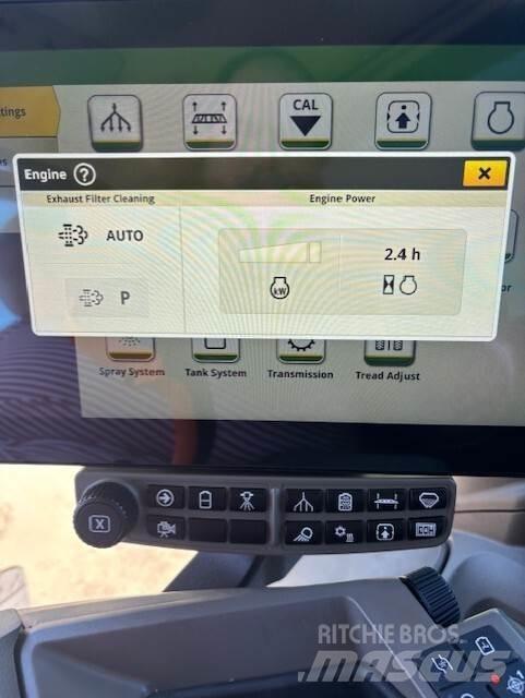 John Deere 408R Прицепные опрыскиватели