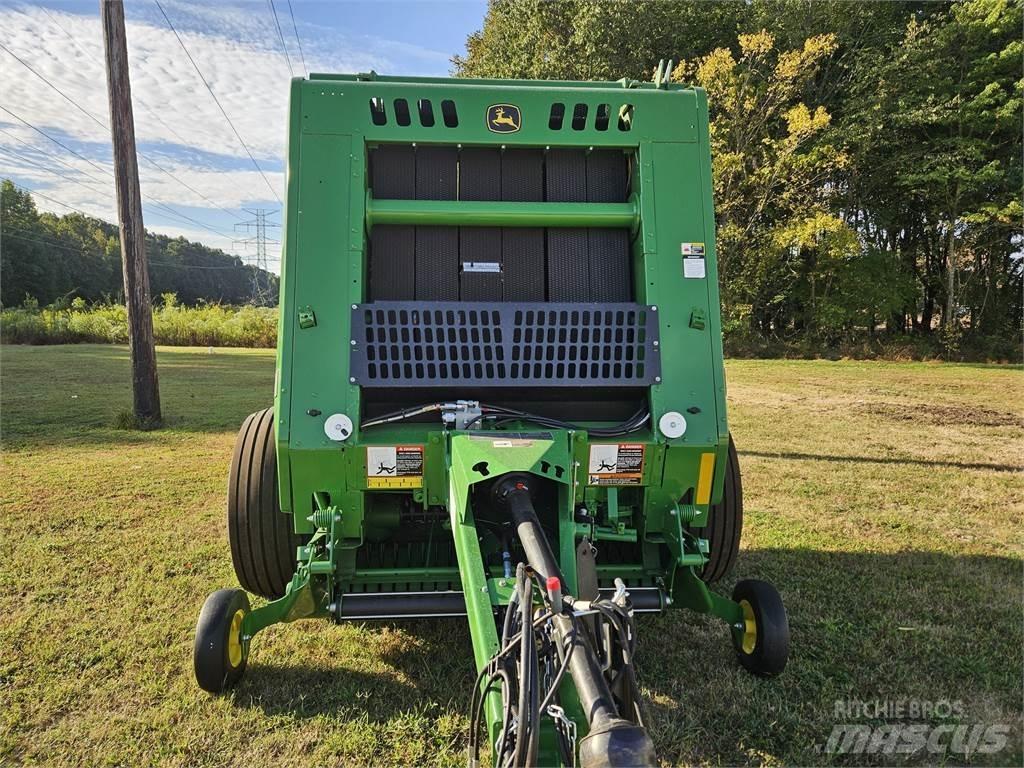 John Deere 451M Рулонные пресс-подборщики