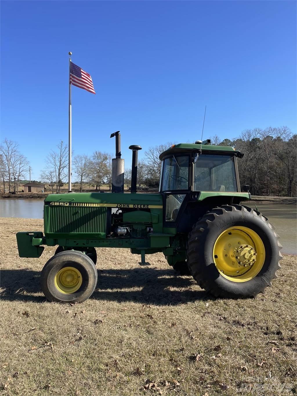 John Deere 4850 Трактора
