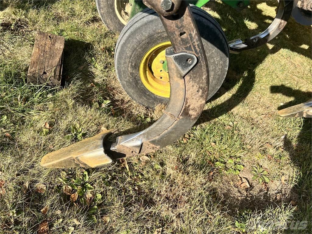 John Deere 512 Прочее почвообрабатывающее оборудование