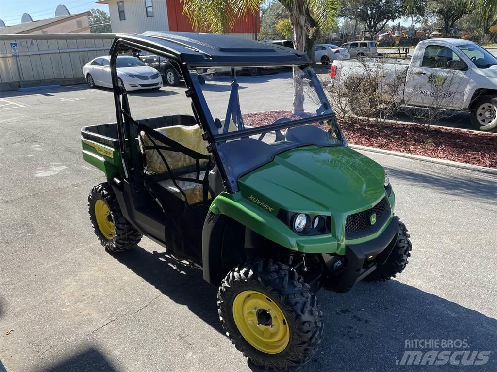 John Deere 560E Коммунальные машины