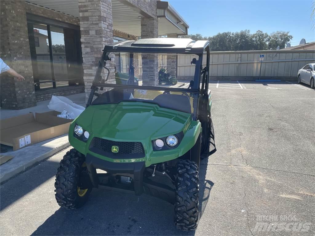 John Deere 560E Коммунальные машины