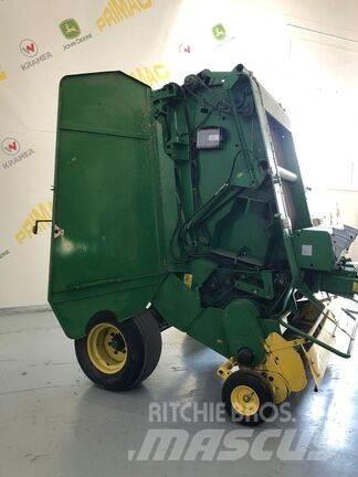 John Deere 590 Рулонные пресс-подборщики