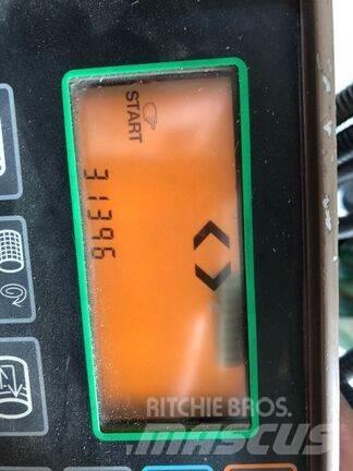 John Deere 590 Рулонные пресс-подборщики