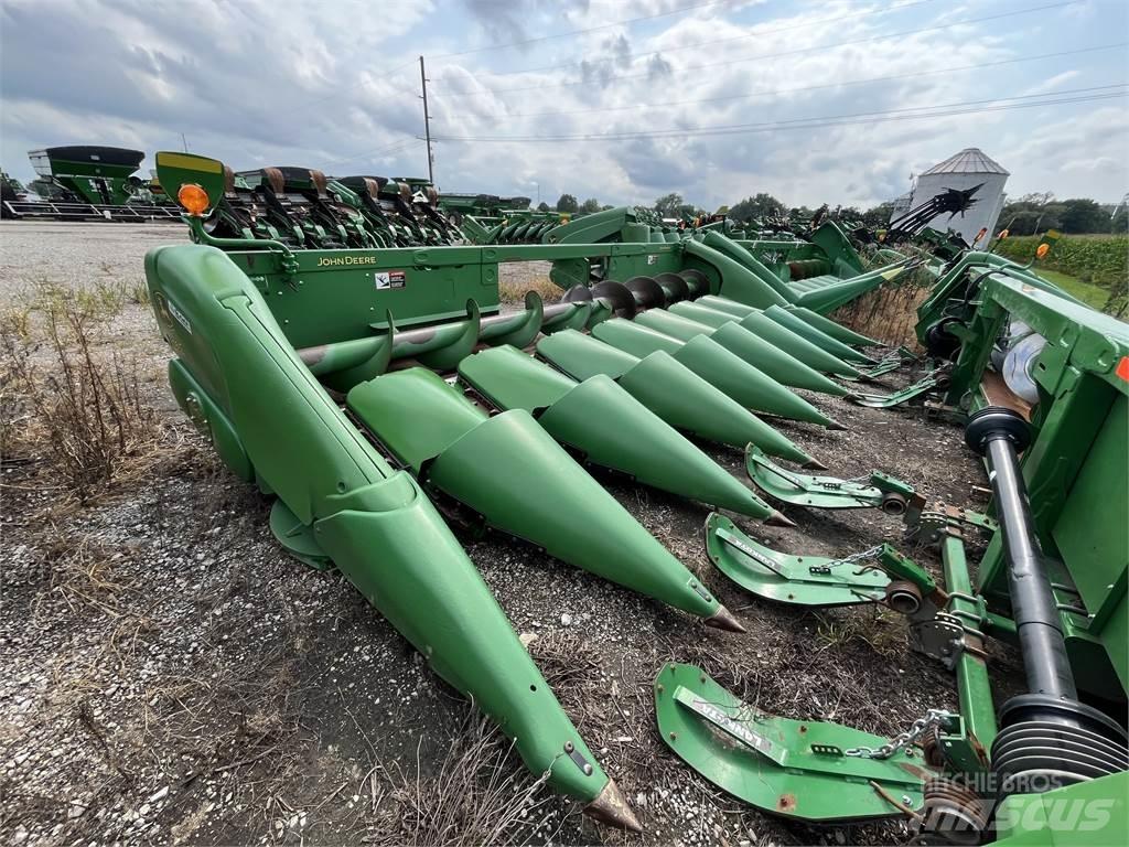John Deere 608C Компоненты для зерноуборочных комбайнов