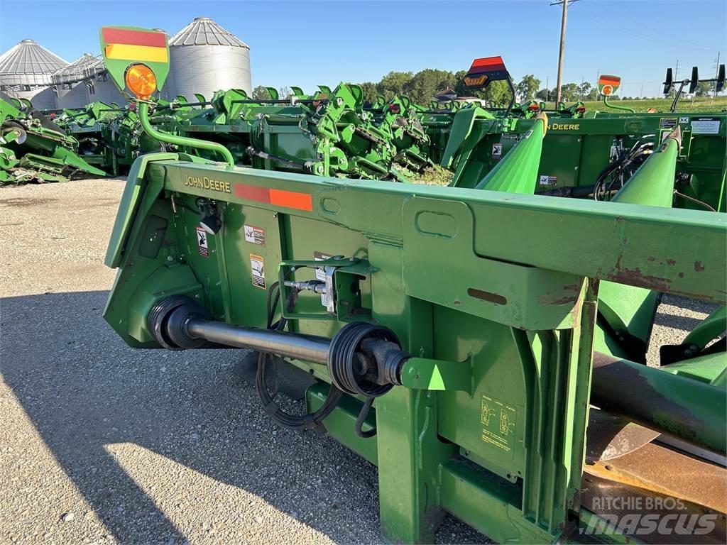 John Deere 608C Компоненты для зерноуборочных комбайнов