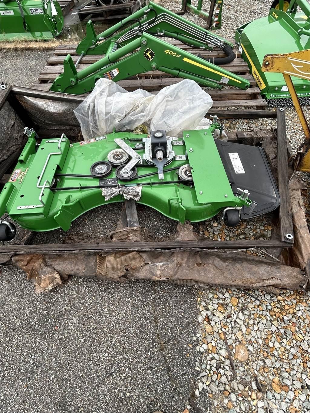 John Deere 60D Роторные косилки