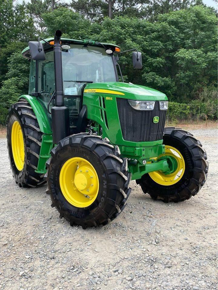 John Deere 6120E Трактора