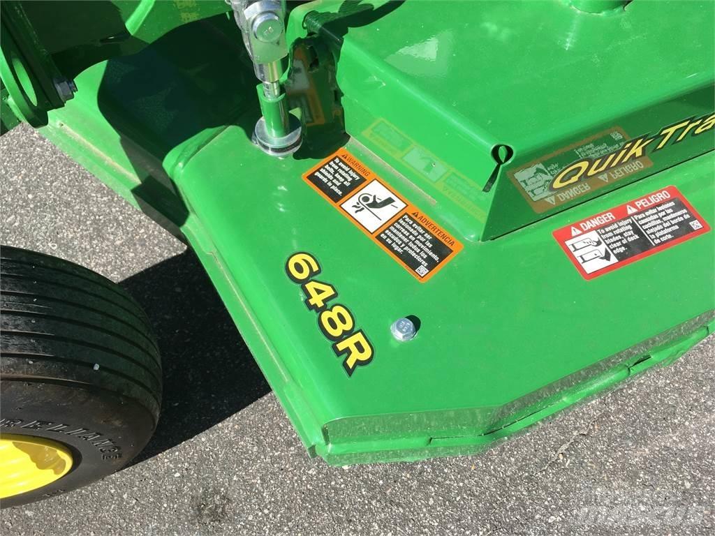 John Deere 648R Самоходные газонокосилки