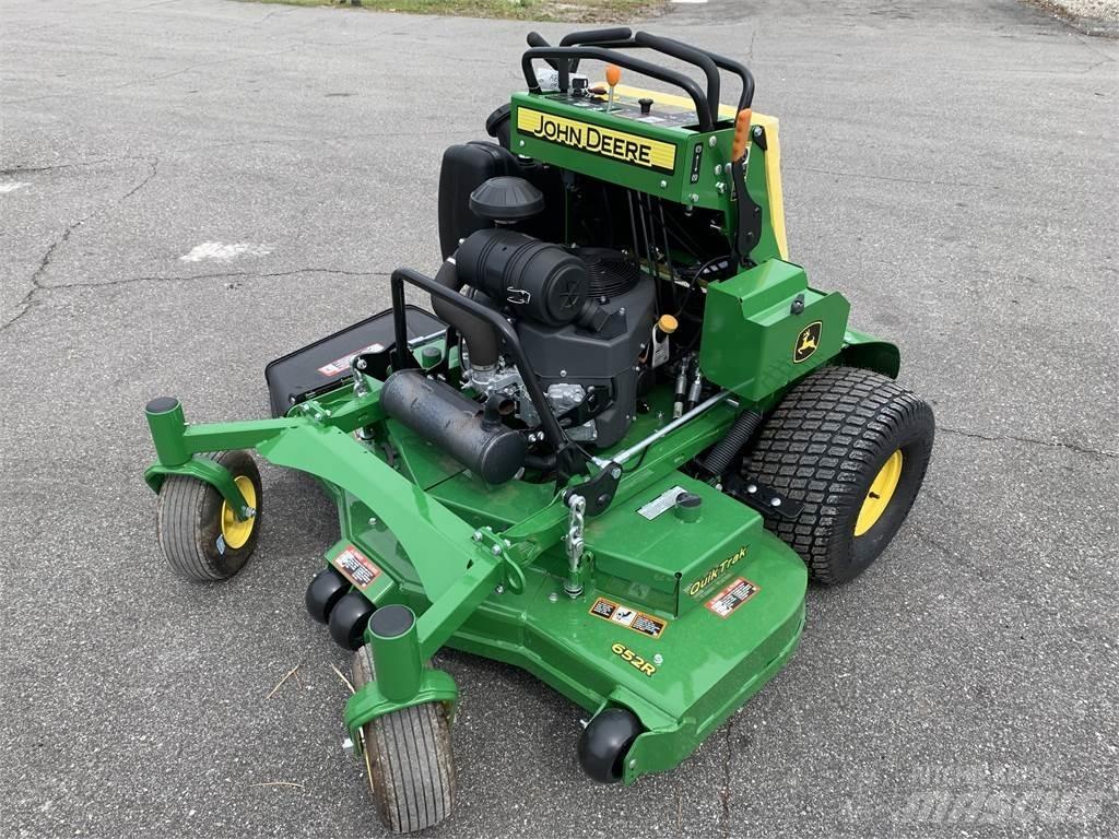 John Deere 652R Самоходные газонокосилки
