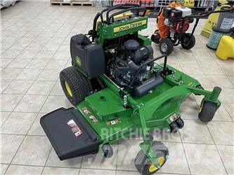 John Deere 661R Самоходные газонокосилки