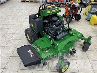 John Deere 661R Самоходные газонокосилки
