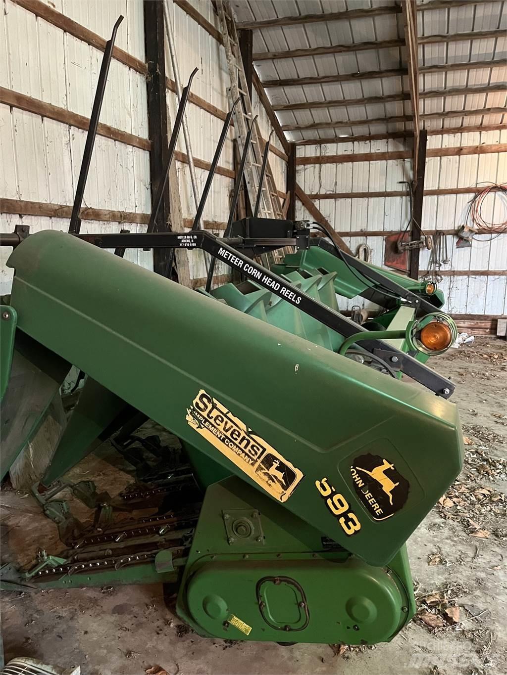 John Deere 693 Компоненты для зерноуборочных комбайнов