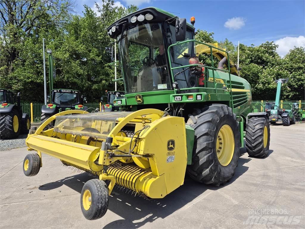 John Deere 7780 Прицепные кормоуборочные комбайны