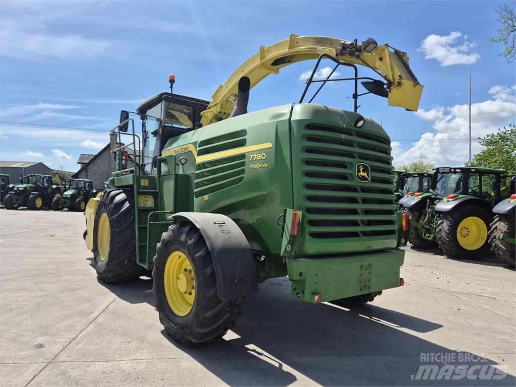 John Deere 7780 Прицепные кормоуборочные комбайны