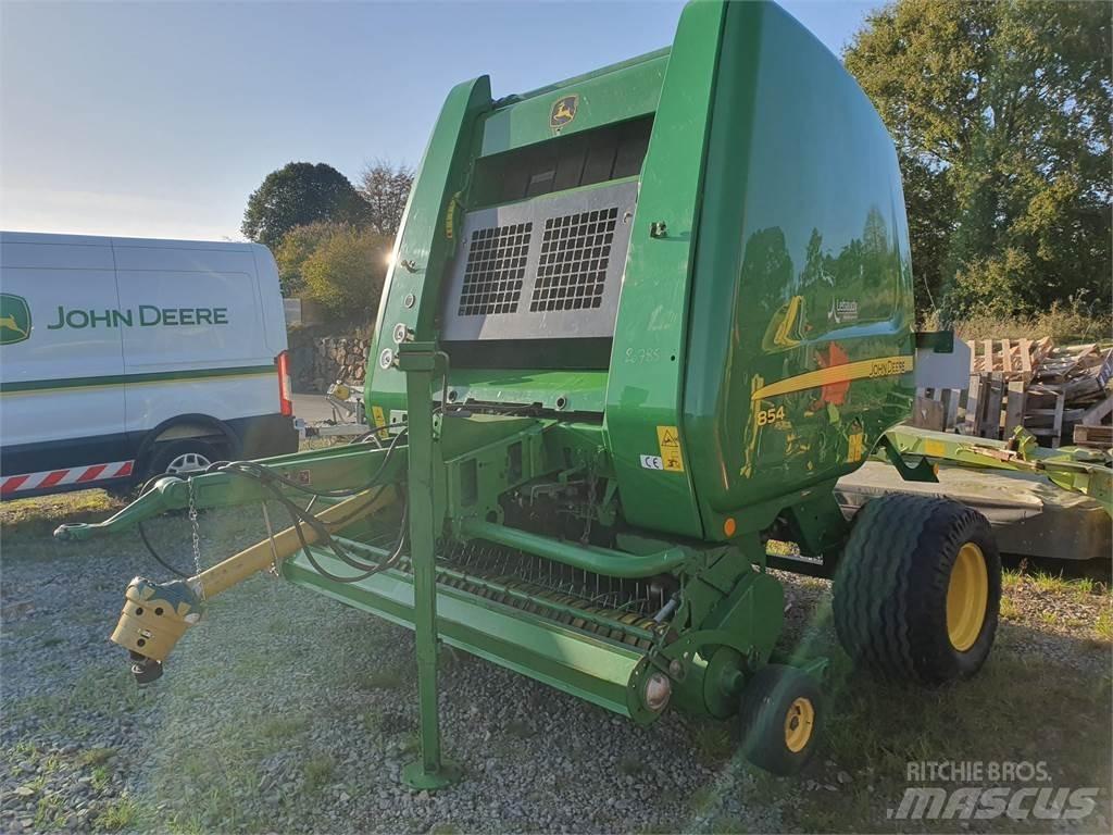 John Deere 854 Рулонные пресс-подборщики