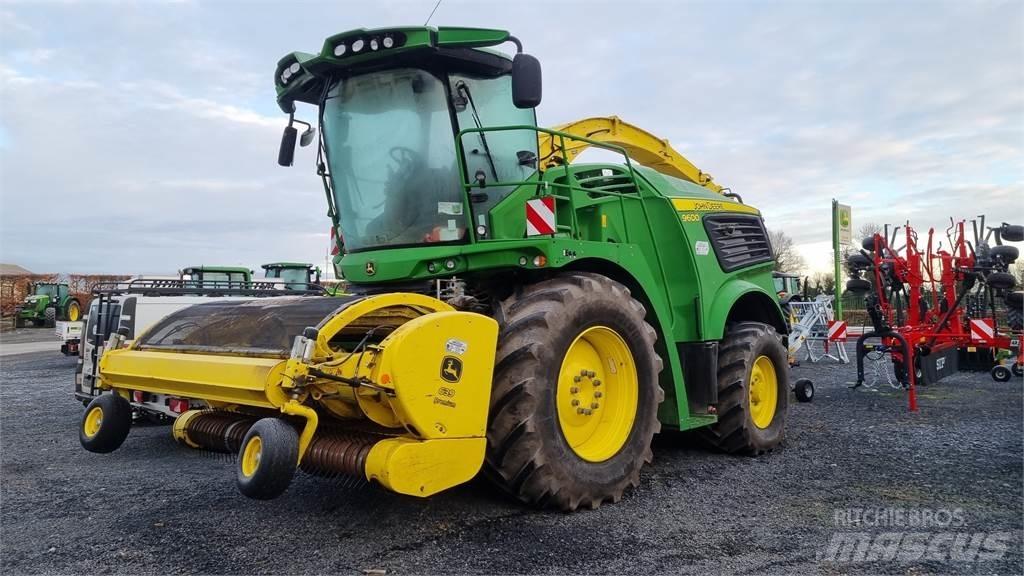 John Deere 9600 Прицепные кормоуборочные комбайны