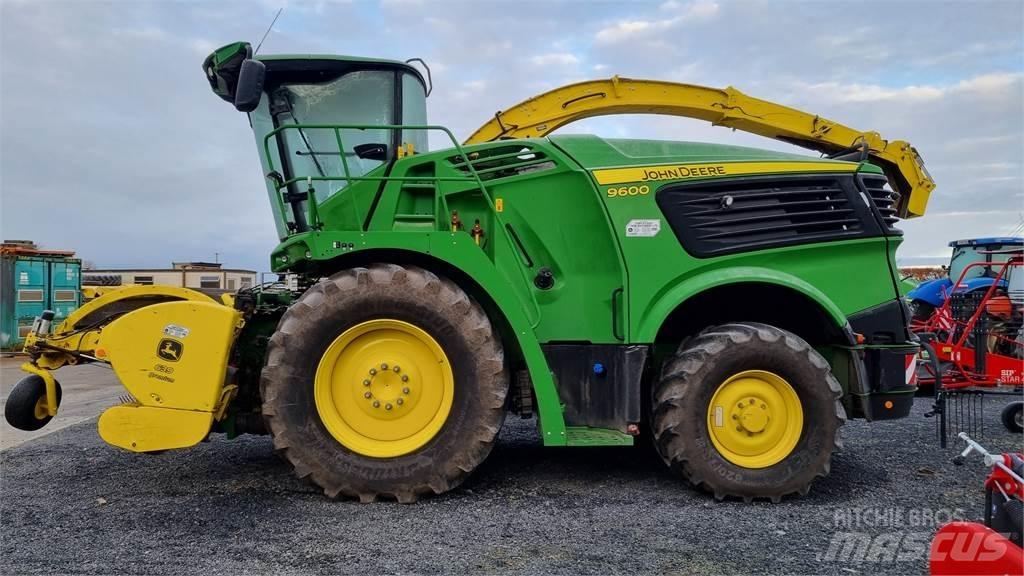 John Deere 9600 Прицепные кормоуборочные комбайны