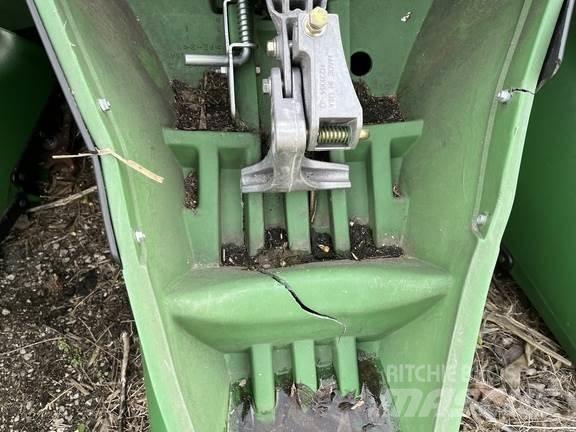 John Deere C12F Компоненты для зерноуборочных комбайнов
