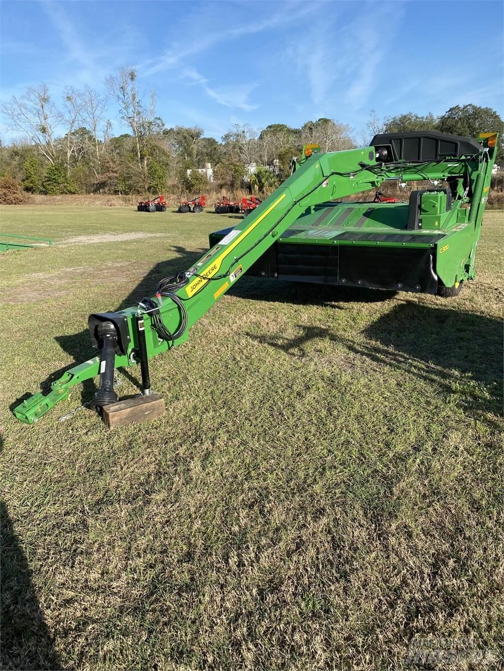 John Deere C300 Косилки плющилки