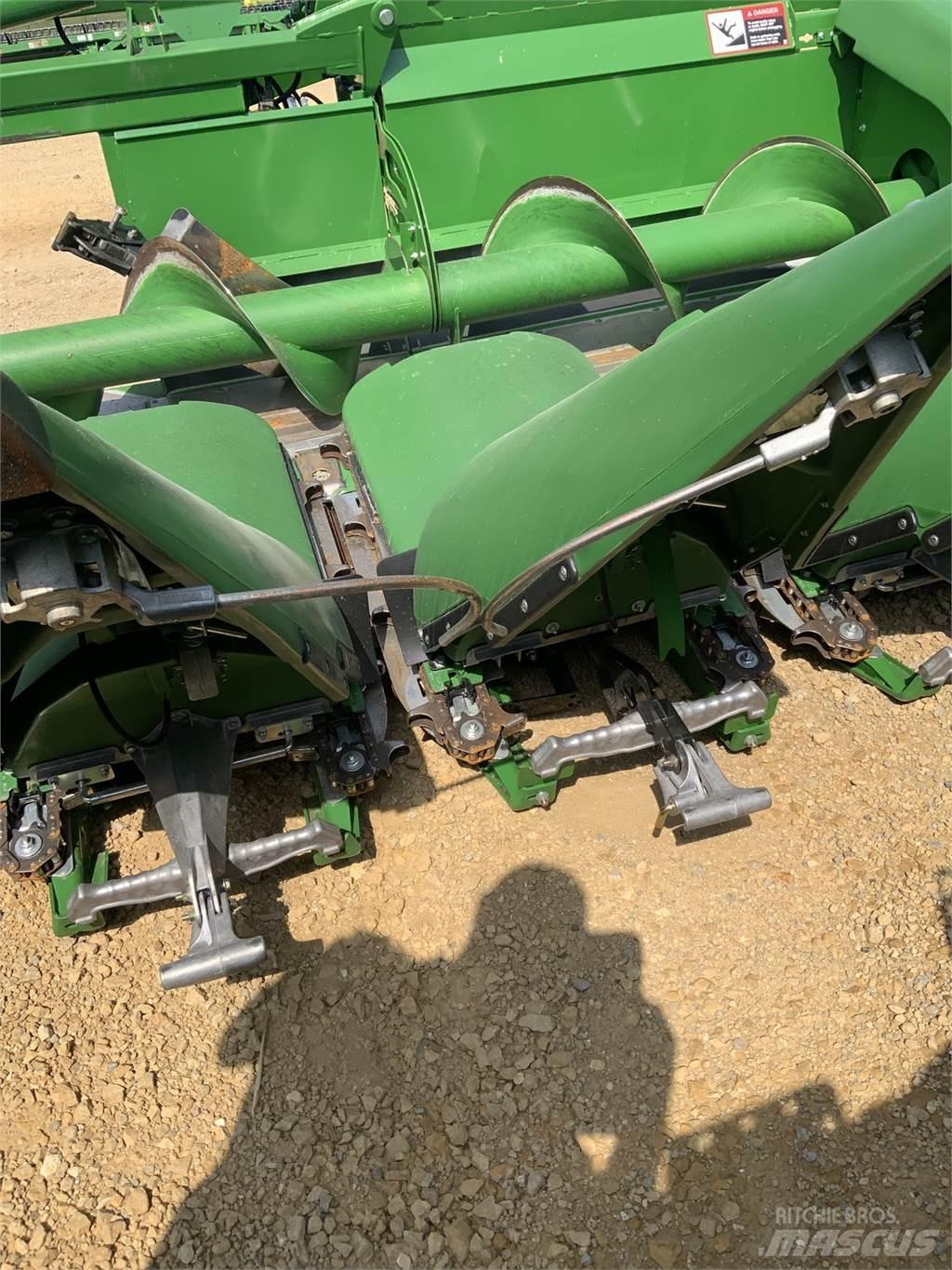 John Deere C8F Компоненты для зерноуборочных комбайнов