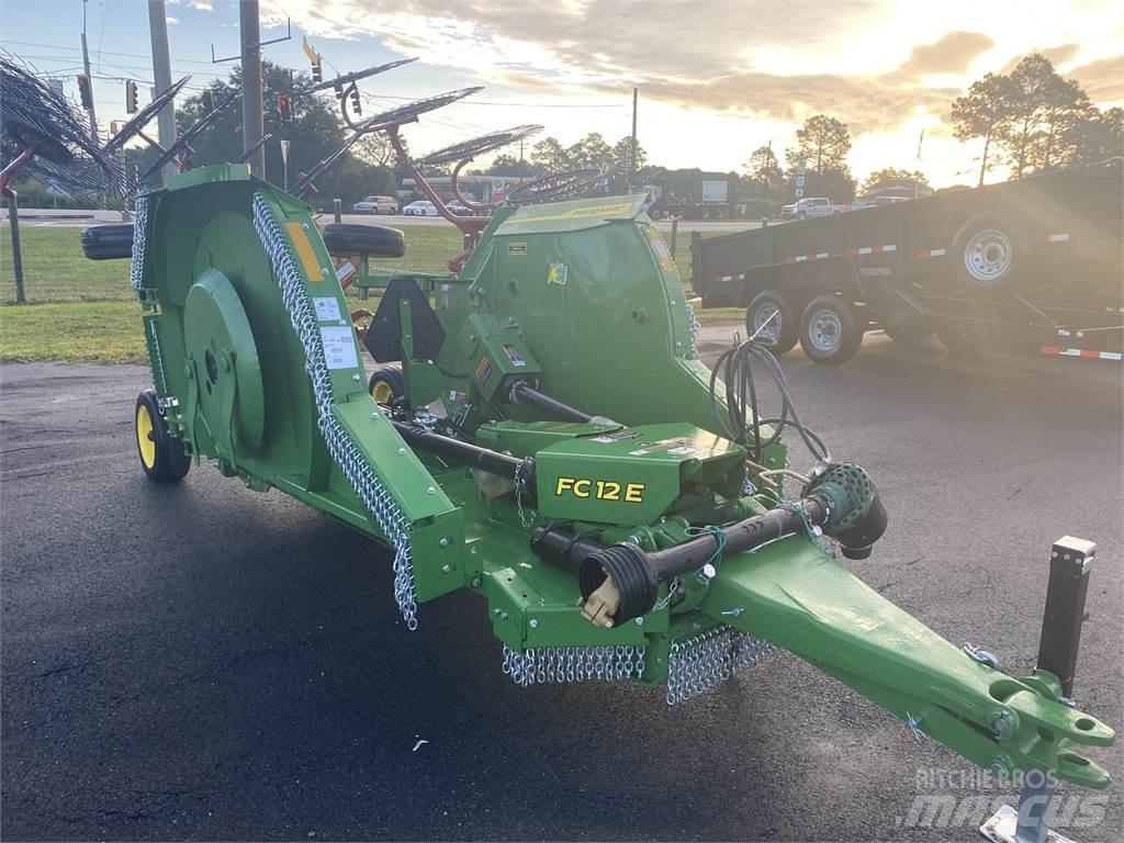 John Deere FC12E Измельчители тюков