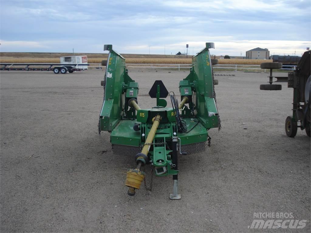 John Deere R15 Измельчители тюков