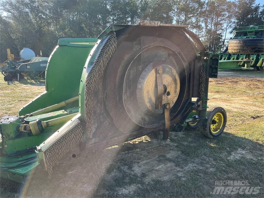 John Deere R15 Измельчители тюков