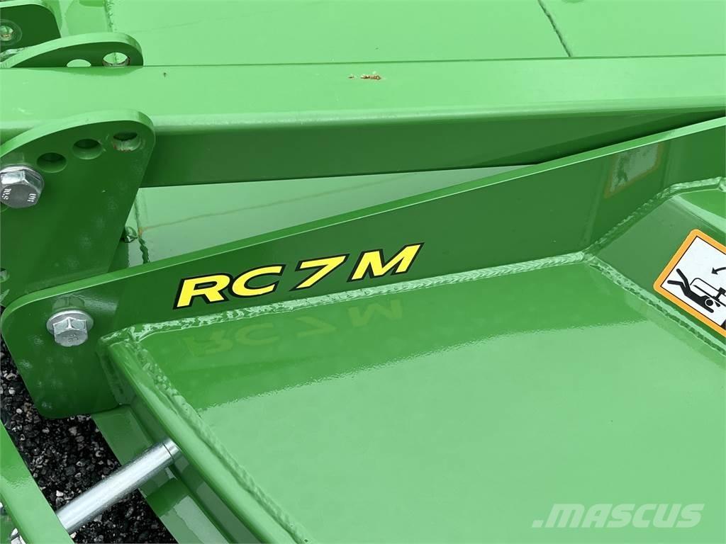 John Deere RC7M Измельчители тюков