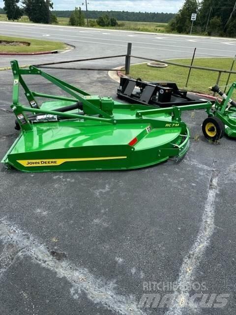 John Deere RC7M Измельчители тюков