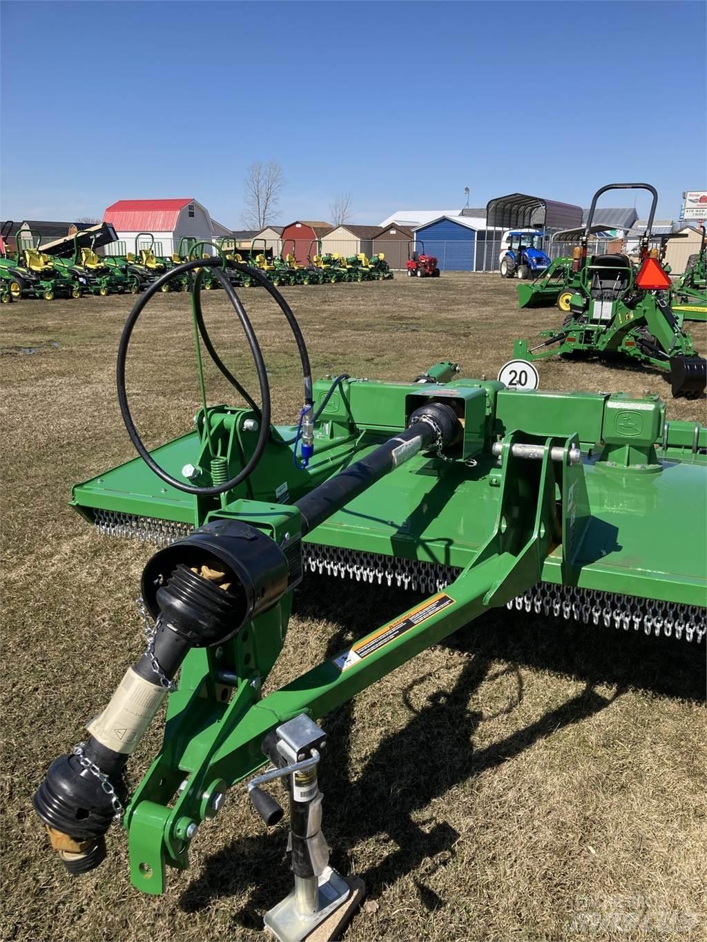 John Deere RC8M Измельчители тюков