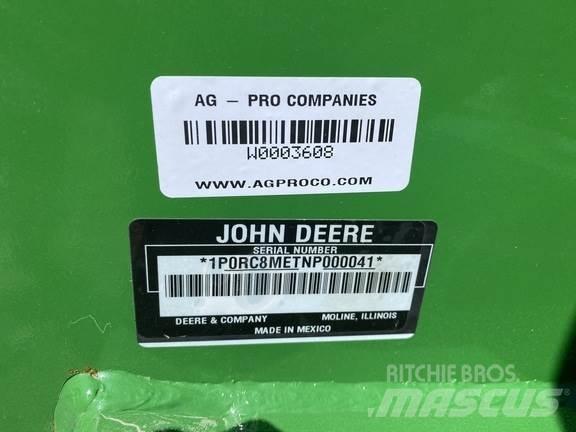 John Deere RC8M Измельчители тюков