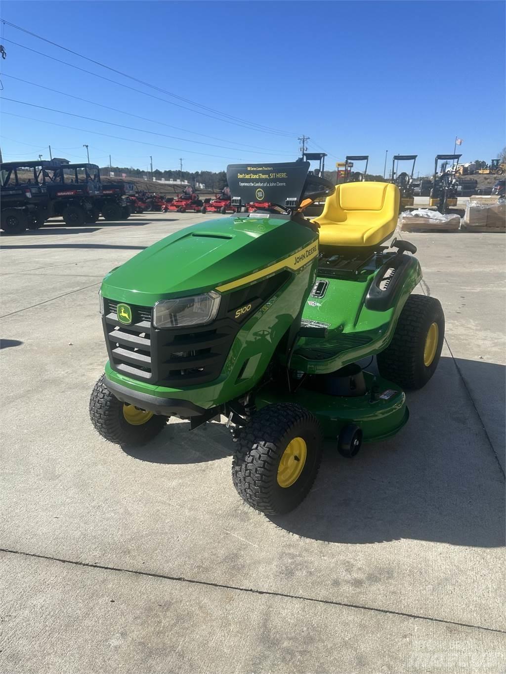 John Deere S100 Самоходные газонокосилки