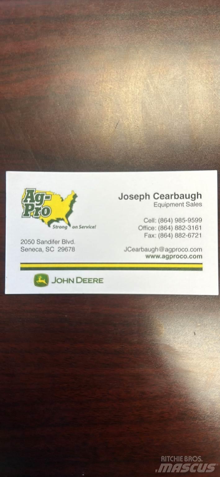 John Deere S100 Самоходные газонокосилки