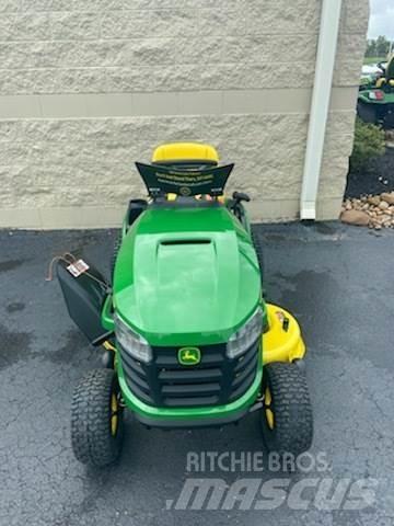 John Deere S100 Самоходные газонокосилки