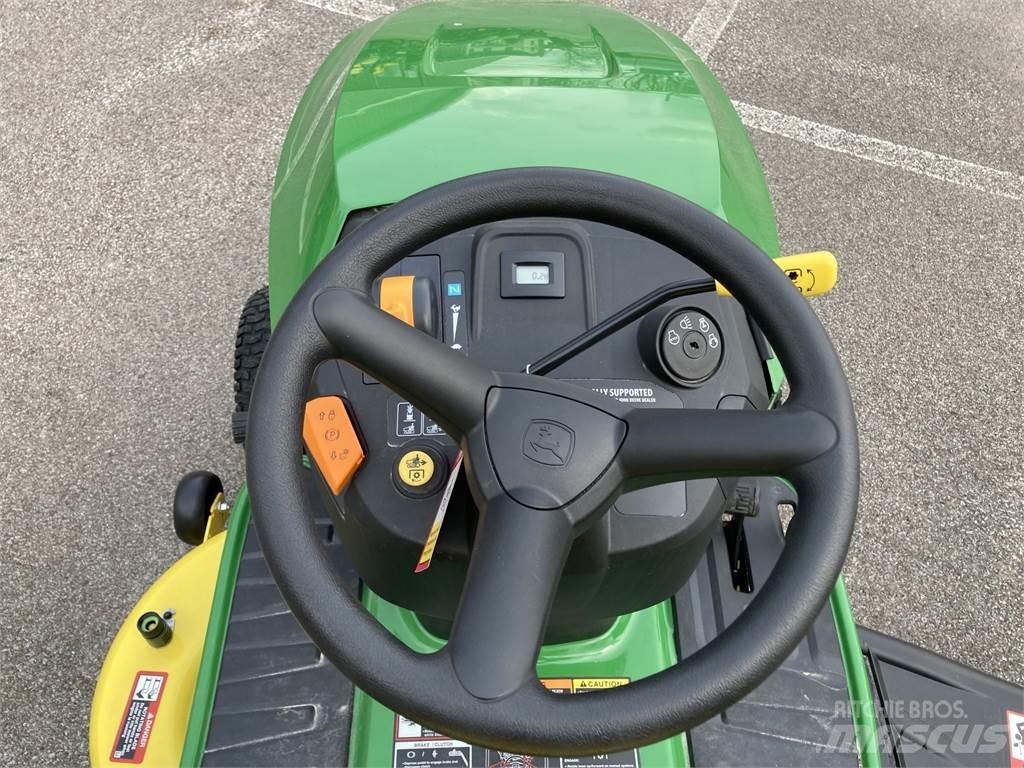John Deere S100 Самоходные газонокосилки