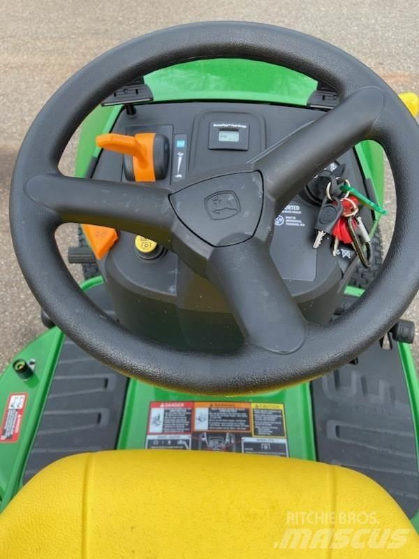 John Deere S120 Самоходные газонокосилки