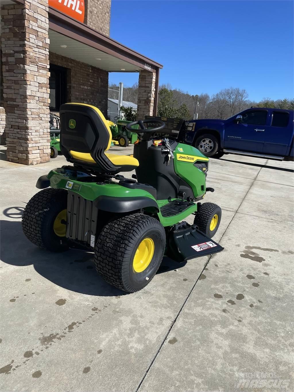 John Deere S130 Самоходные газонокосилки