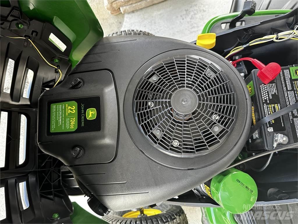 John Deere S130 Самоходные газонокосилки