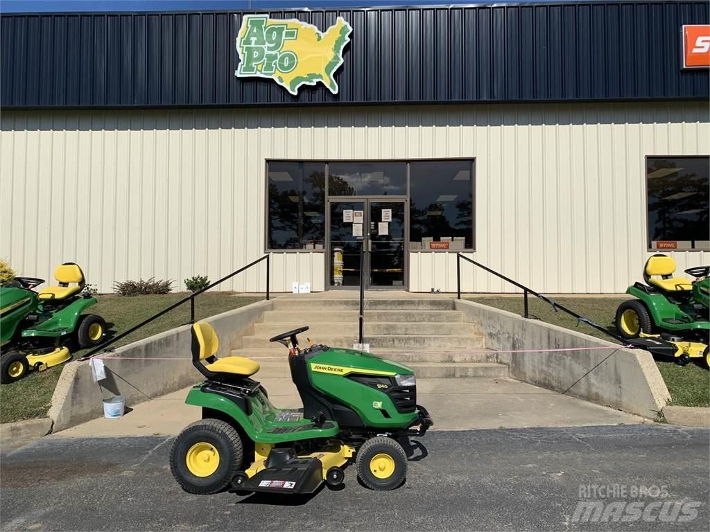 John Deere S140 Самоходные газонокосилки