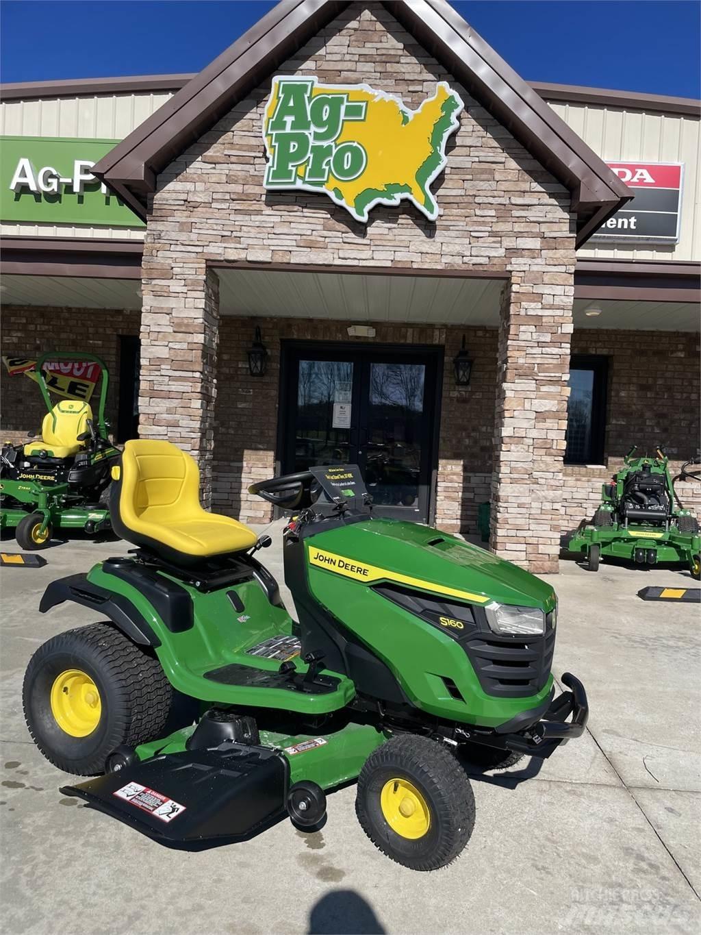 John Deere S160 Коммунальные тракторы