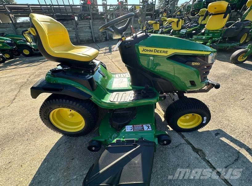 John Deere S180 Коммунальные тракторы