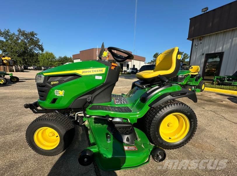 John Deere S180 Коммунальные тракторы