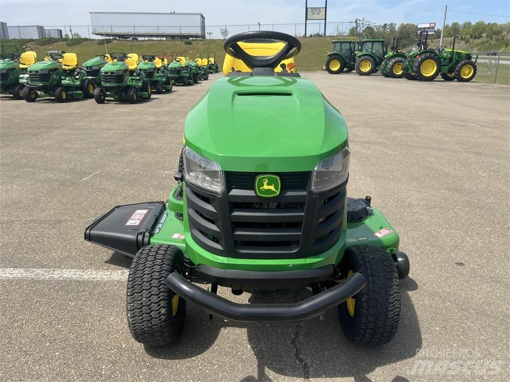 John Deere S240 Коммунальные тракторы
