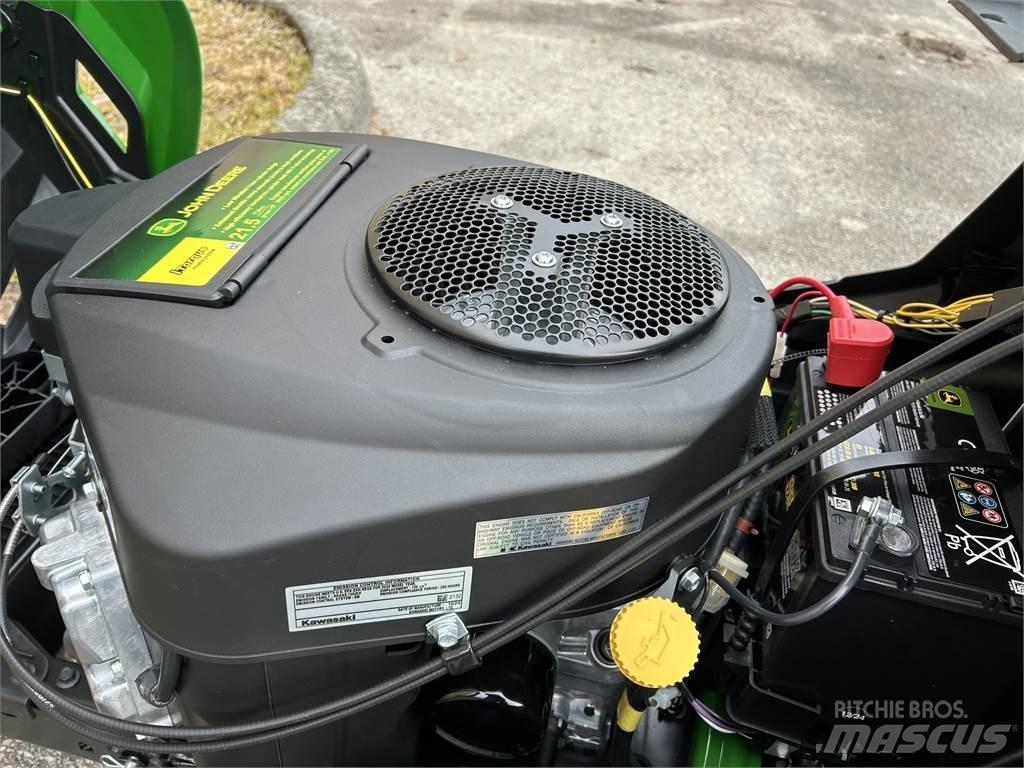 John Deere S240 Коммунальные тракторы