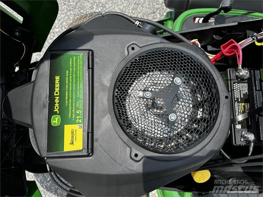 John Deere S240 Коммунальные тракторы