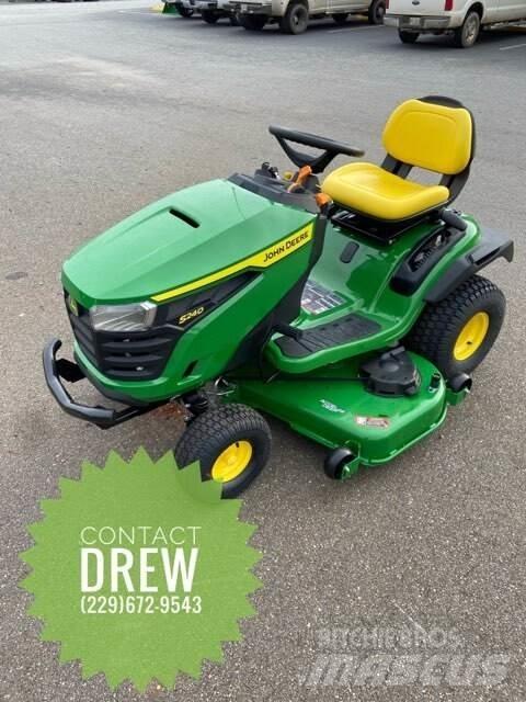 John Deere S240 Коммунальные тракторы